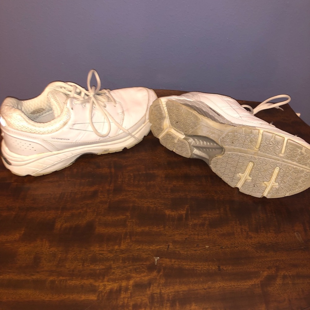 ASICS 7.5
